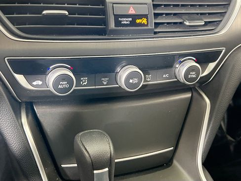 Used 2022 Honda Accord LX image 15