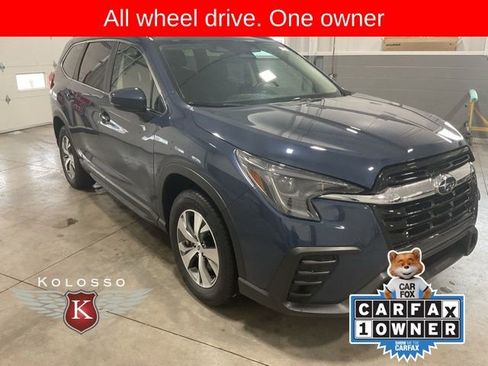 Used 2024 Subaru Ascent Premium w/ Convenience Package image 1