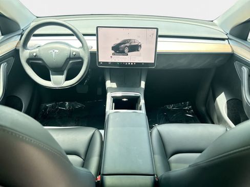 Used 2023 Tesla Model Y Long Range AWD/4WD image 15