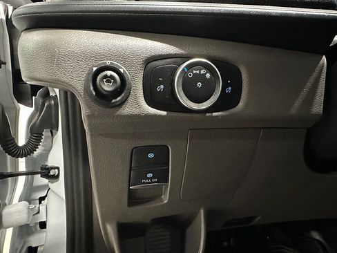 Used 2024 Ford Transit 350 XL image 28