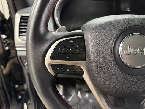 Used 2018 Jeep Grand Cherokee Trailhawk w/ Trailhawk Luxury Group AWD/4WD image 18
