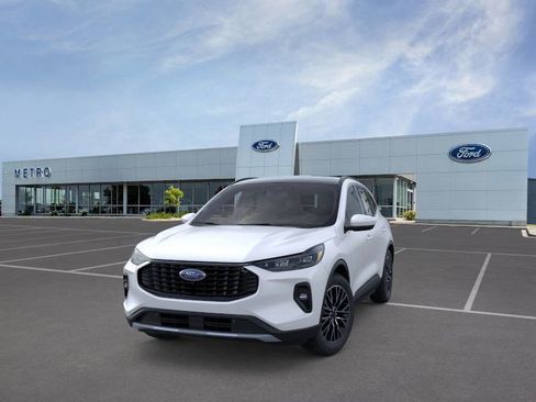 New 2026 Ford Escape PHEV w/ PHEV Premium Package image 2