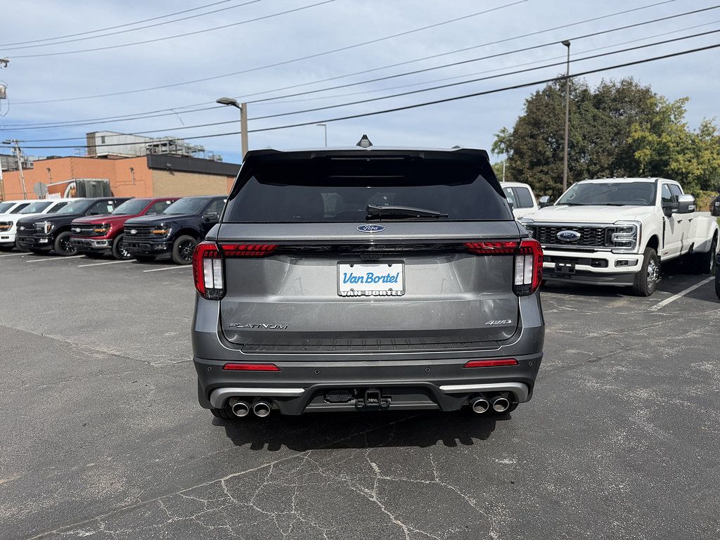 Used 2025 Ford Explorer Platinum w/ Ultimate Package AWD/4WD image 6