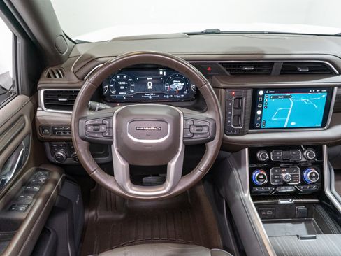 Used 2022 GMC Yukon Denali AWD/4WD image 12