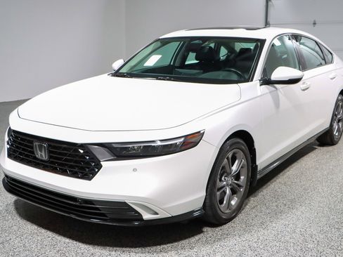 Used 2023 Honda Accord EX-L image 30