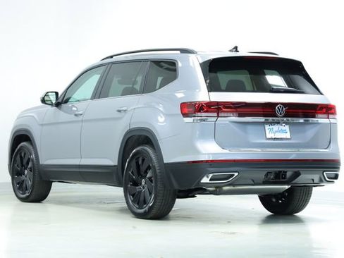 New 2026 Volkswagen Atlas SE FWD image 6