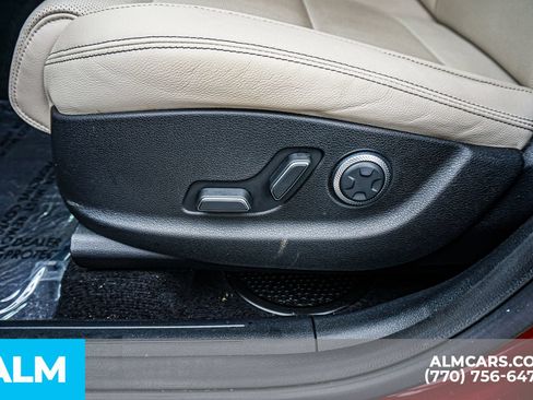 Used 2022 Genesis GV70 2.5T AWD/4WD image 37