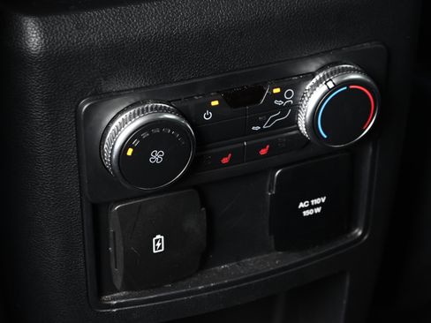 Used 2020 Ford Explorer Limited w/ Class III Trailer Tow Package image 30