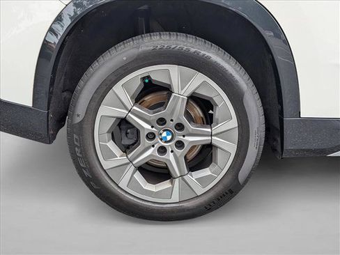 Used 2023 BMW X1 xDrive28i w/ Convenience Package AWD/4WD image 23