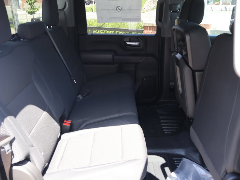 New 2026 GMC Sierra 2500 Pro w/ 1SA Pro Safety Plus Package AWD/4WD image 11