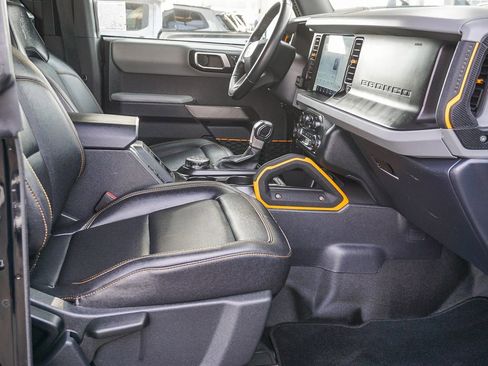 Used 2023 Ford Bronco Badlands AWD/4WD image 13