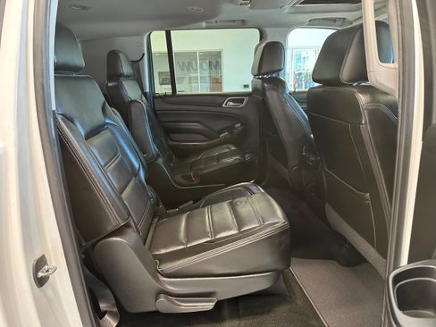 Used 2018 GMC Yukon XL Denali w/ Open Road Package AWD/4WD image 13