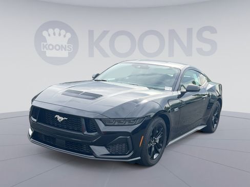 New 2026 Ford Mustang GT RWD image 1