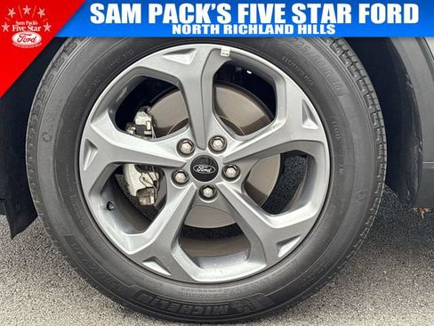 Used 2025 Ford Escape ST-Line FWD image 19