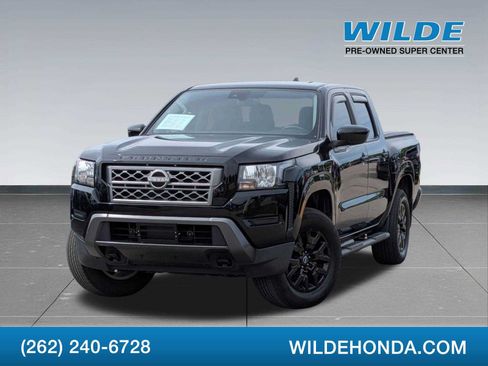 Used 2022 Nissan Frontier SV AWD/4WD image 1