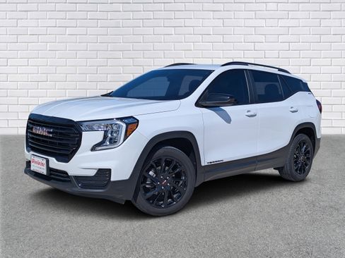 Used 2024 GMC Terrain SLE w/ Elevation Edition FWD image 1