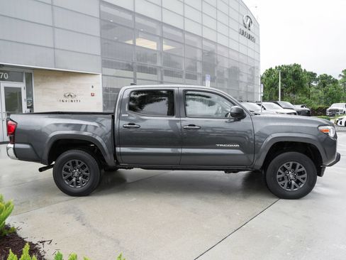 Used 2023 Toyota Tacoma SR5 AWD/4WD image 27
