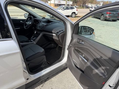 Used 2014 Ford Escape SE image 20