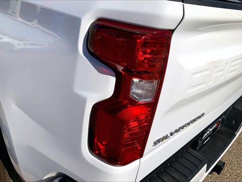 Used 2024 Chevrolet Silverado 1500 Custom image 31
