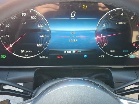 Used 2023 Mercedes-Benz GLC 300 GLC 300 image 25