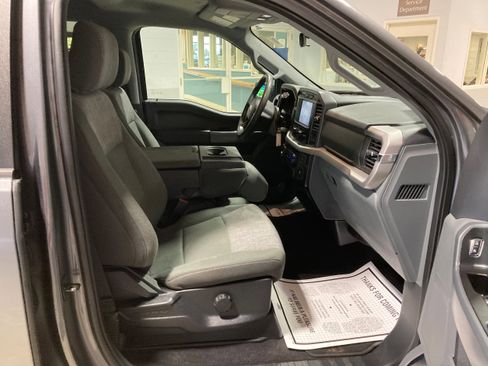 Used 2023 Ford F150 XLT image 4