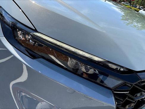 Certified 2025 Honda CR-V Sport Touring image 28