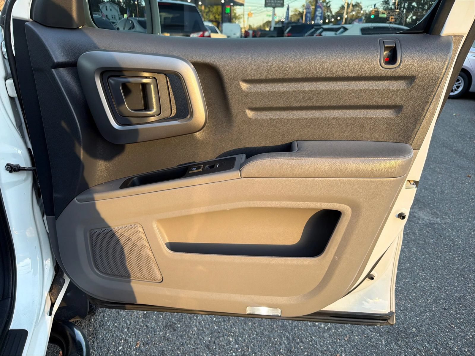 Used 2014 Honda Ridgeline RTL image 25