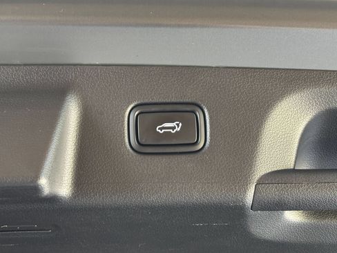Used 2025 Hyundai Palisade SEL FWD image 24