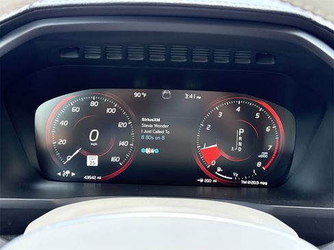 Used 2022 Volvo XC90 T6 Inscription w/ Advanced Package image 17