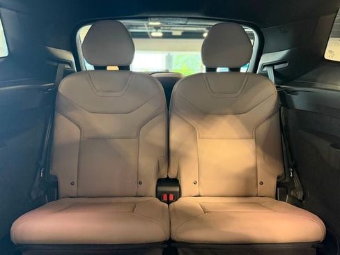 Used 2025 Volvo EX90 Ultra AWD/4WD image 24