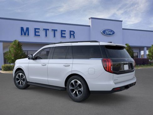 New 2026 Ford Expedition Active image 28