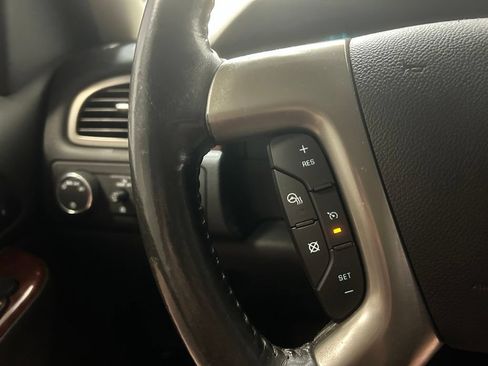 Used 2012 Chevrolet Suburban LTZ AWD/4WD image 10