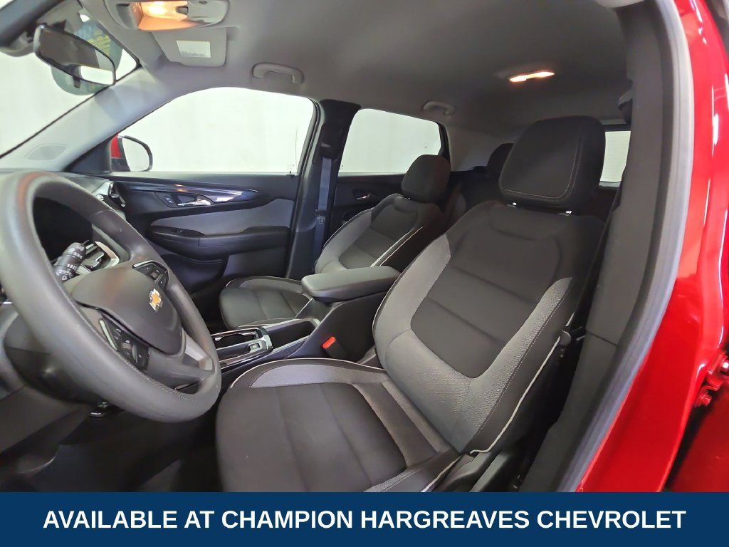 Used 2026 Chevrolet TrailBlazer LT AWD/4WD image 26