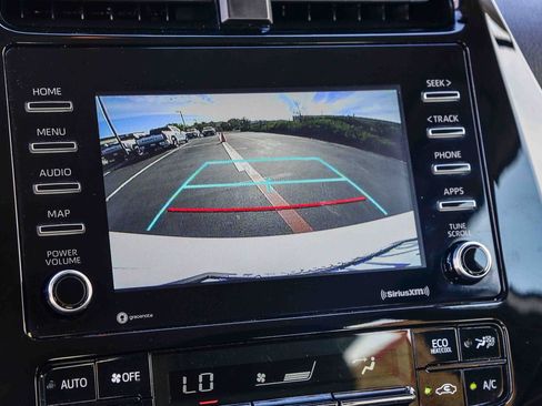 Certified 2022 Toyota Prius LE image 30