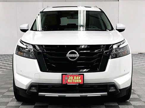 New 2025 Nissan Pathfinder Platinum w/ Lighting Package (N93) image 15