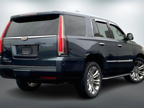 Used 2020 Cadillac Escalade Luxury image 12