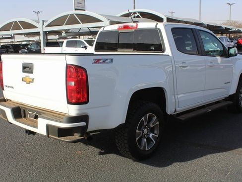 Used 2016 Chevrolet Colorado Z71 image 3