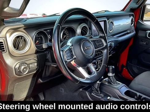 Used 2021 Jeep Wrangler Unlimited Sahara AWD/4WD image 19