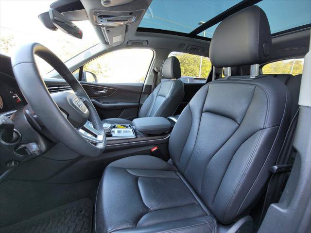 Used 2023 Audi Q7 3.0T Premium Plus w/ Premium Plus Package AWD/4WD image 14