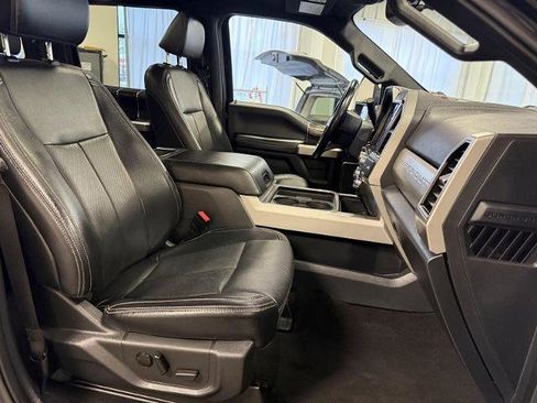 Certified 2022 Ford F450 Lariat w/ Lariat Ultimate Package image 26