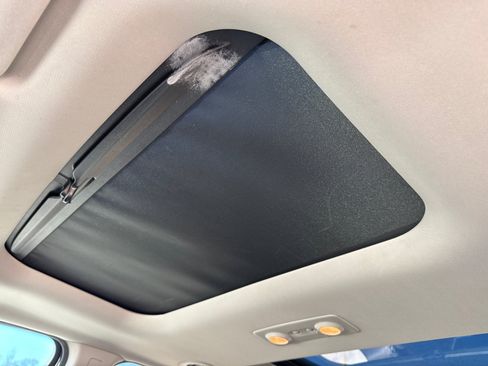 Used 2016 GMC Acadia SLT w/ Open Road Package image 22