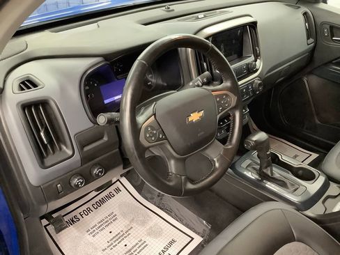 Used 2019 Chevrolet Colorado Z71 AWD/4WD image 14