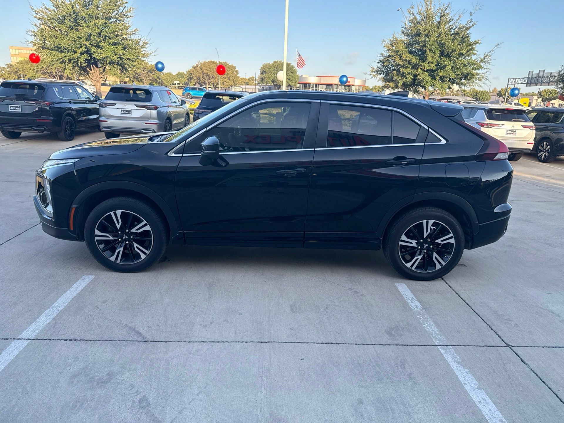Used 2023 Mitsubishi Eclipse Cross SEL AWD/4WD image 3