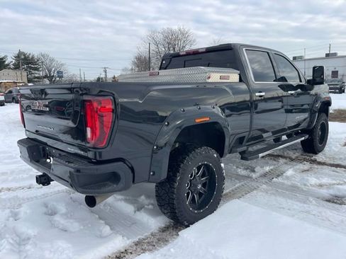 Used 2023 GMC Sierra 3500 Denali image 8
