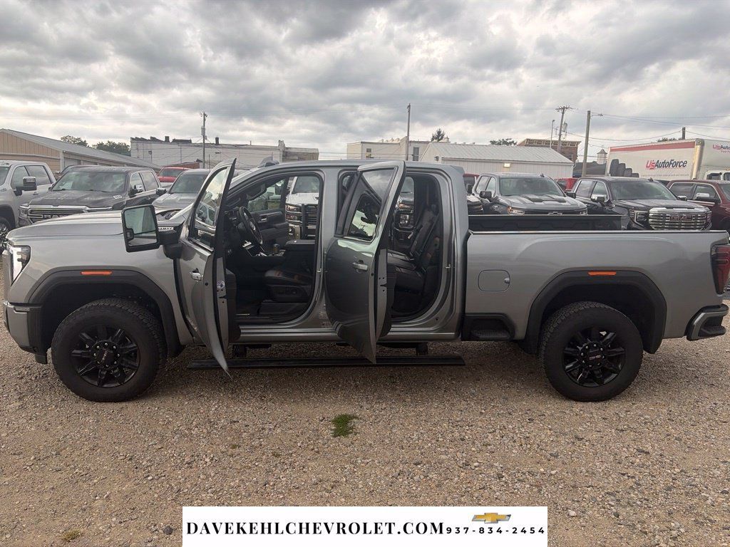 Used 2026 GMC Sierra 2500 AT4 w/ AT4 Premium Plus Package AWD/4WD image 26
