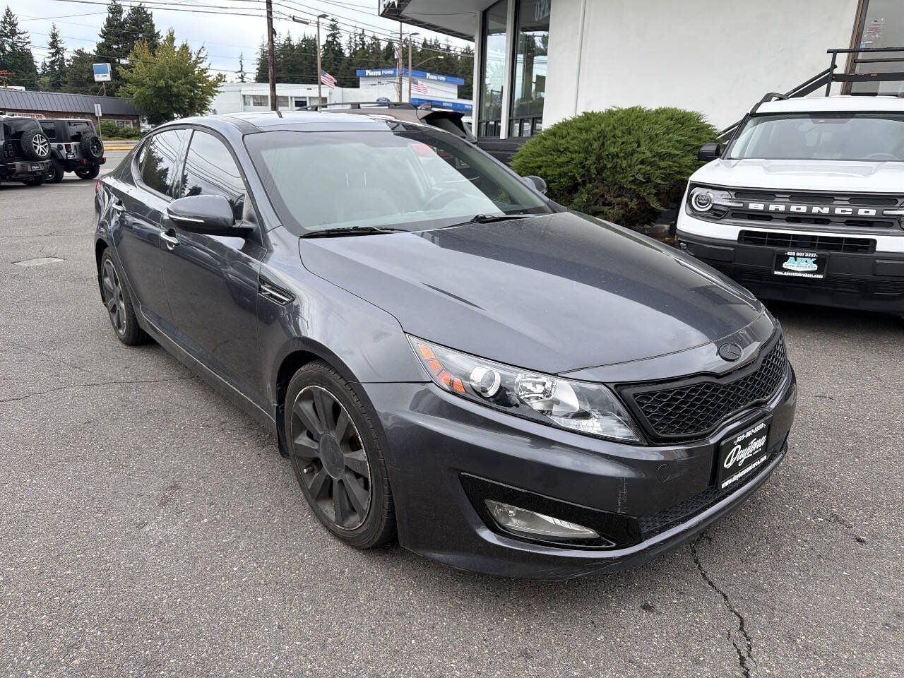 Used 2011 Kia Optima SX w/ Premium Pkg FWD image 2