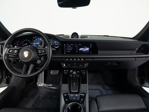 Certified 2022 Porsche 911 Carrera image 33