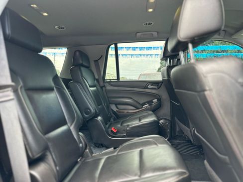 Used 2020 Chevrolet Tahoe LT w/ LT Midnight Edition RWD image 17