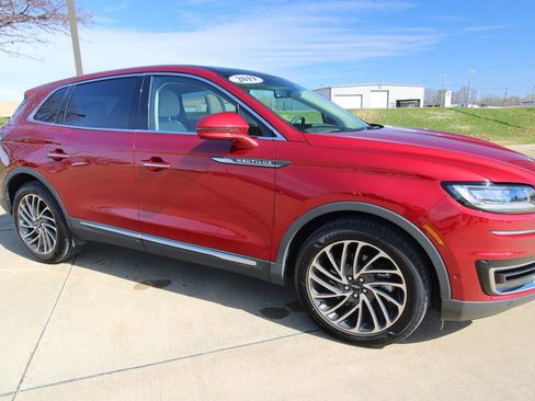 Used 2019 Lincoln Nautilus Reserve image 3