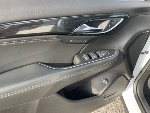 Used 2023 Buick Envision Essence image 14